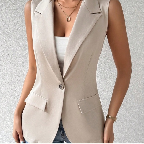 Frenchy Women's Lapel Collar Suit Vest - Picture 3 of 4